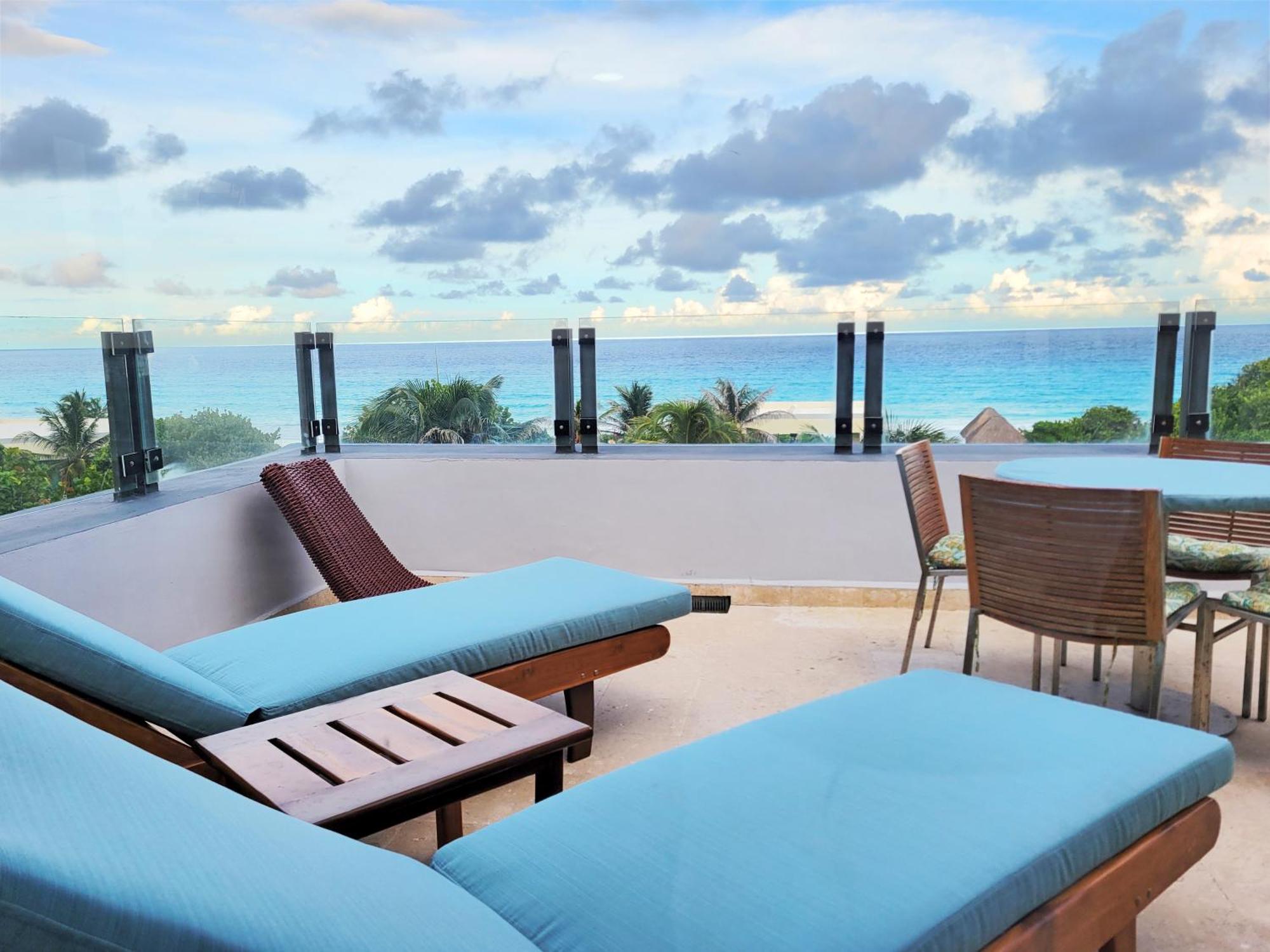 Beachfront Getaway Condo カンクン エクステリア 写真