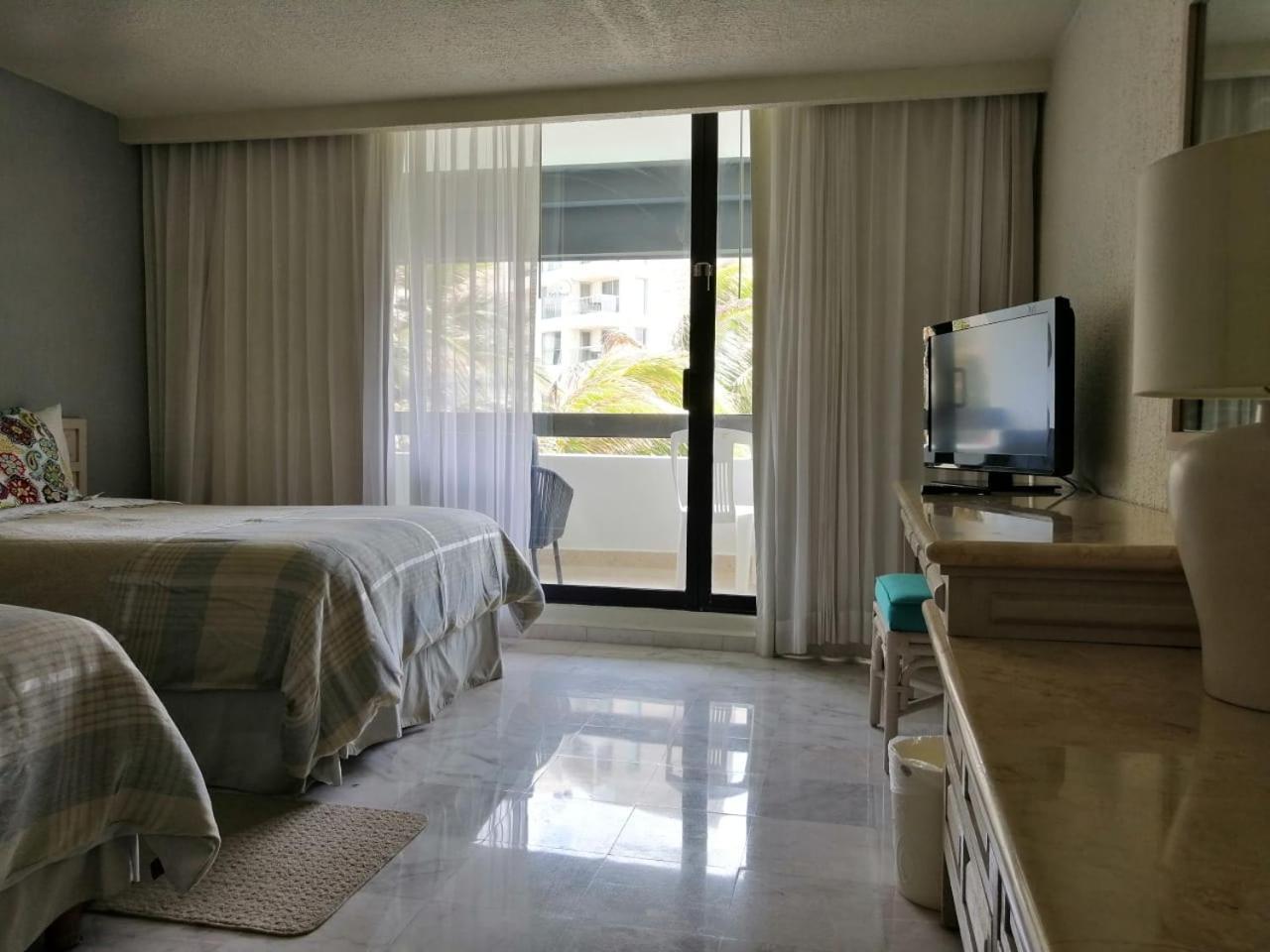 Beachfront Getaway Condo カンクン 部屋 写真